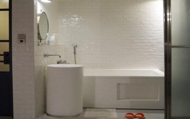 August Boutique Hotel