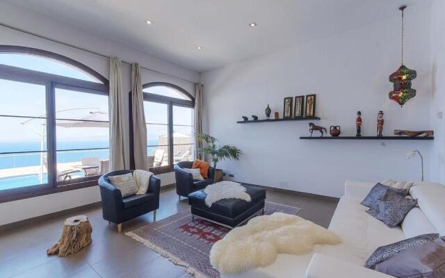 Villa With sea View and Private Pool
