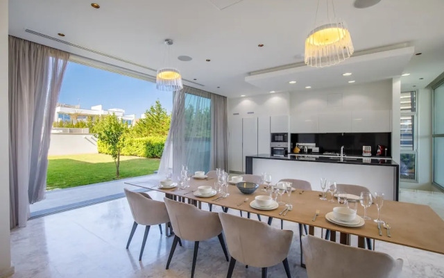 Vivo Mare Beachfront - Seaview Villas