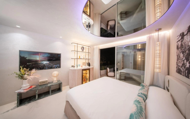Destino Five Ibiza - 5-Star Grand Luxe Resort - Free Entrance to Pacha Club