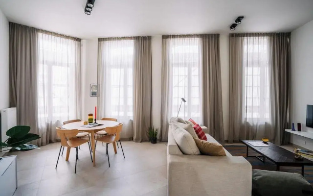 River View Residence - City Center