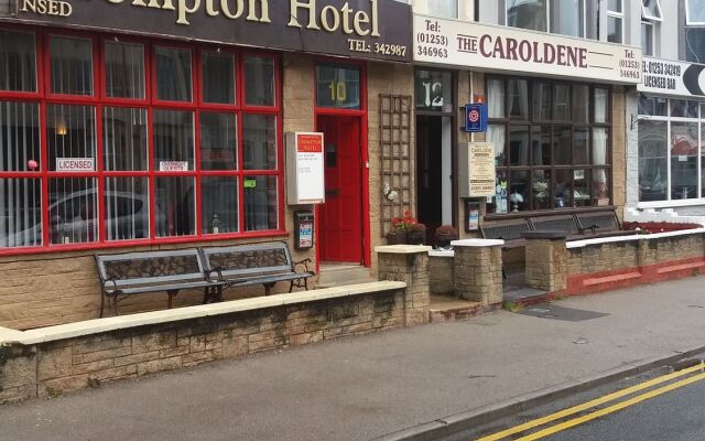 Crompton Hotel