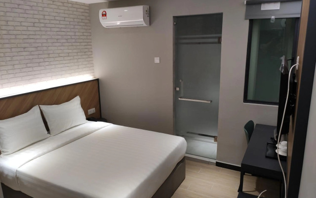 Hotel 99 Seri Kembangan Serdang