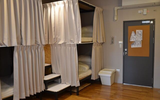 Hostel of Rising SUN