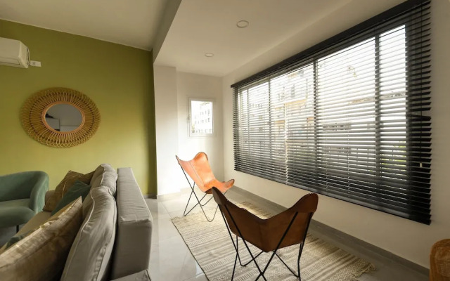 3BR High quality Apt with City View