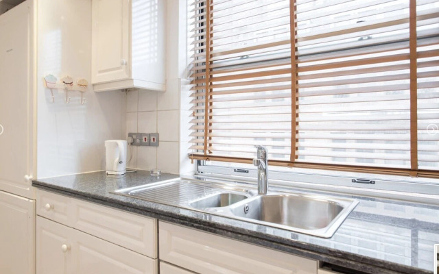 Mayfair Suites near Bond Street