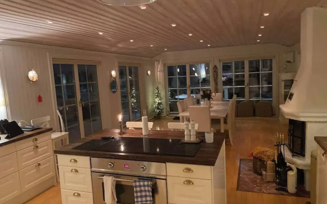 Charming Tynningö House With Sauna & BBQ