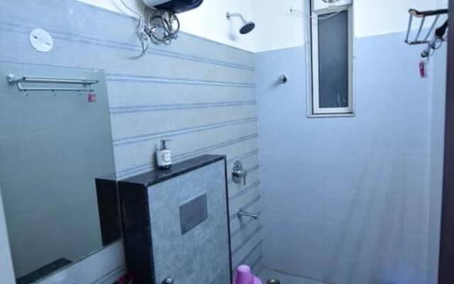 StayEden - Morden Upscale 2BHK Airport