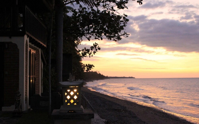 The Ning Beach & Villa