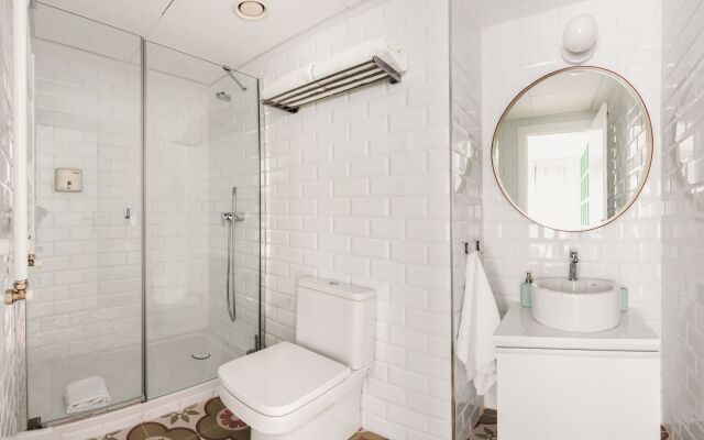 Home Art Apartments Salamanca