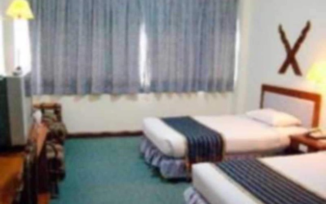 Mae Yom Palace Hotel