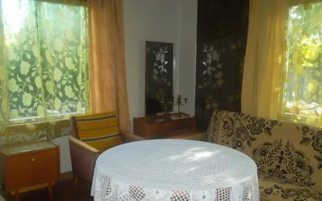 Alviine Guesthouse