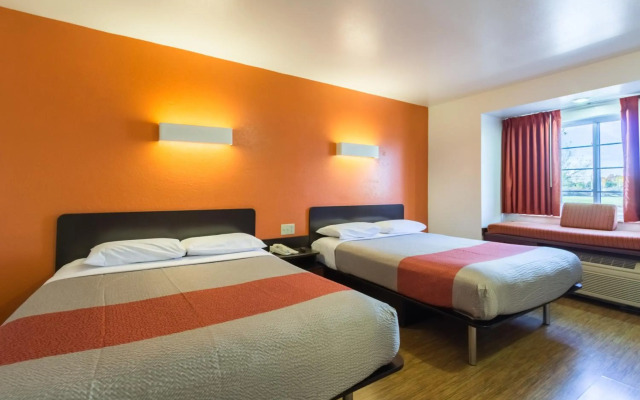 Motel 6 Huron, OH - Sandusky