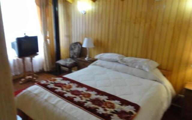 Hostal Ely