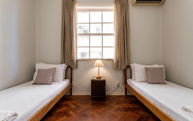 Copacabana 100m from the beach | FCO501 Z2