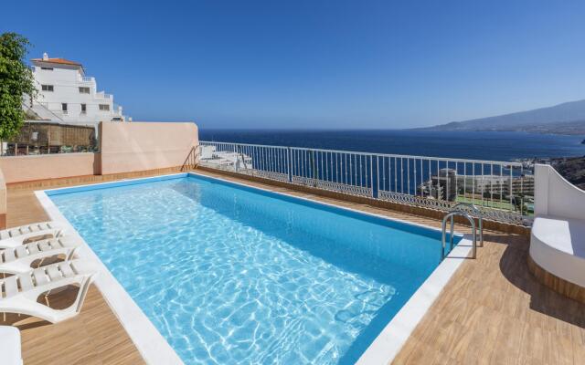 Home2Book Breathtaking Atlantic Views Apartment