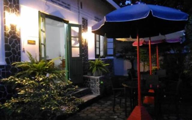 Holland Guest House Yogyakarta