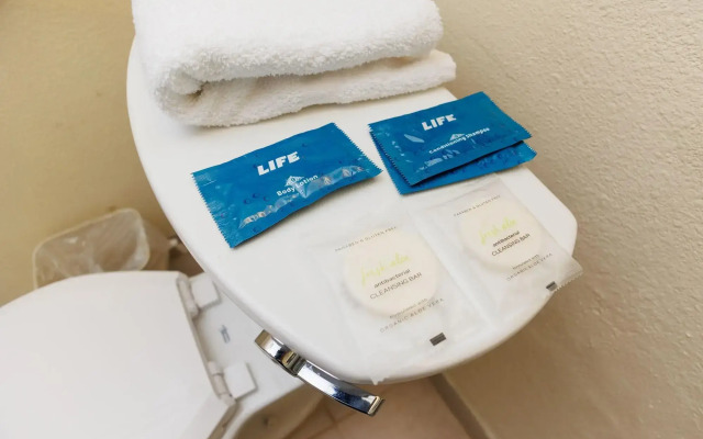 Garnet Inn & Suites, Orlando