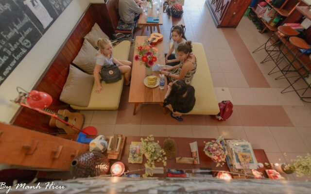 Mojzo Dorm - Hostel