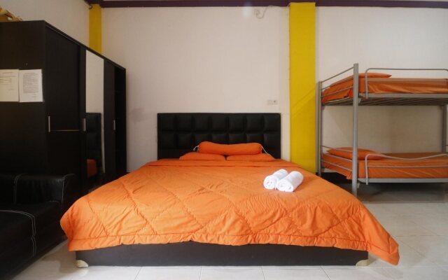 EMWEKA Guest House N Pavillion Balikpapan