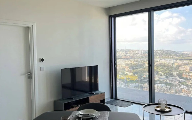 Five Stars Mercurytower 25th
