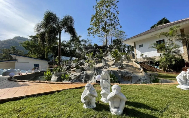 Mont Blanc Base Camp Khaoyai