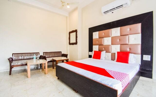 OYO 47859 Uttam Residency