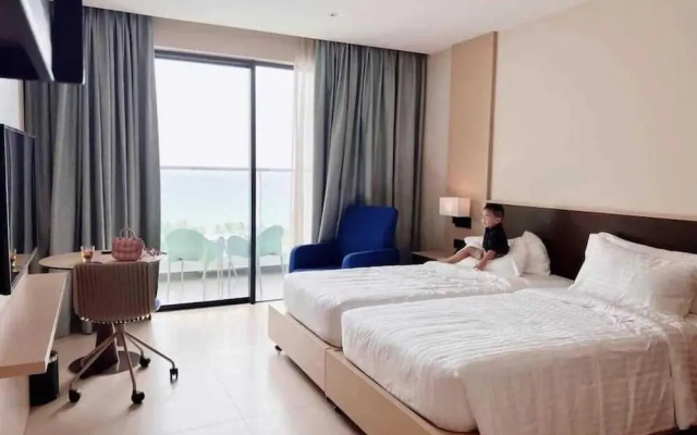 Cam Ranh Beach Resort near The Airport - фото 2