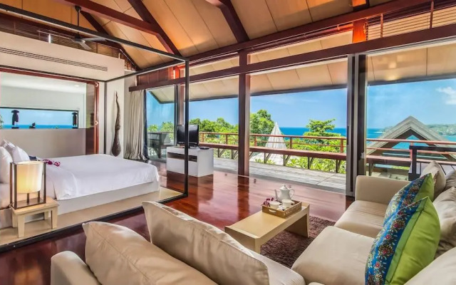 Laemsingh Villa 3a 4 Bedroom in Surin