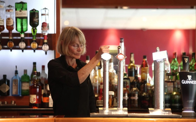Best Western Kings Manor Hotel