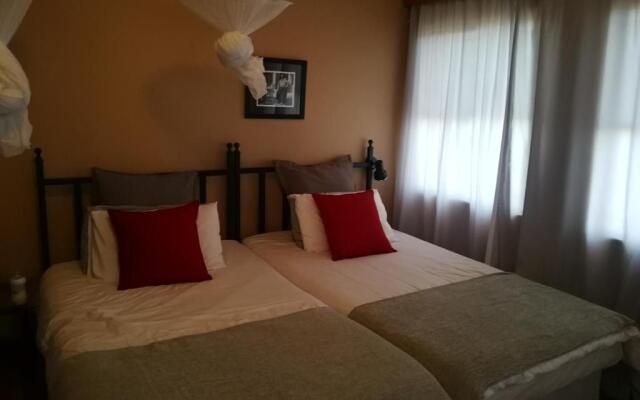 Kamelruhe Guest House & Camping