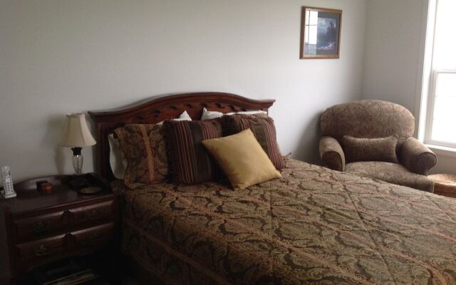 Bluebird Hill Farm B&B