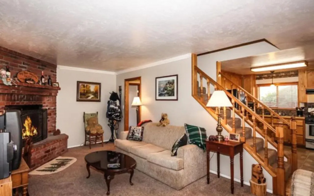 Idle Hours INN #1945