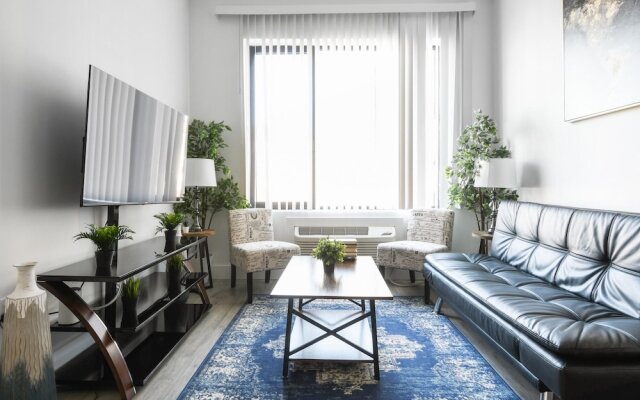 Luxury 1BR 30 Mins to Manhattan Evonify