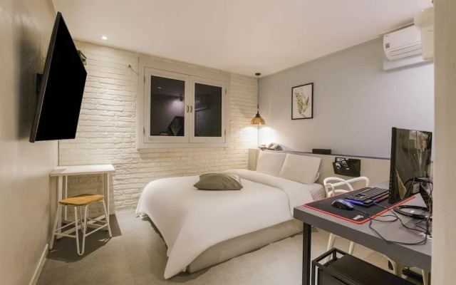 Stay Inn Hotel