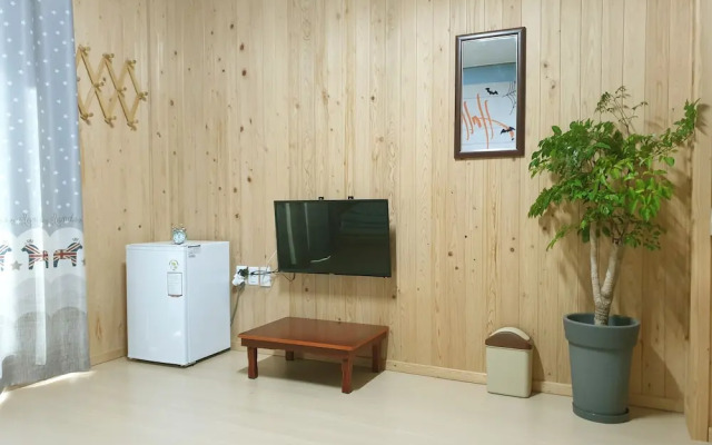 Chowoo Guesthouse