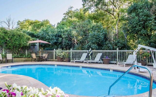 The Inn at Baechtel Creek