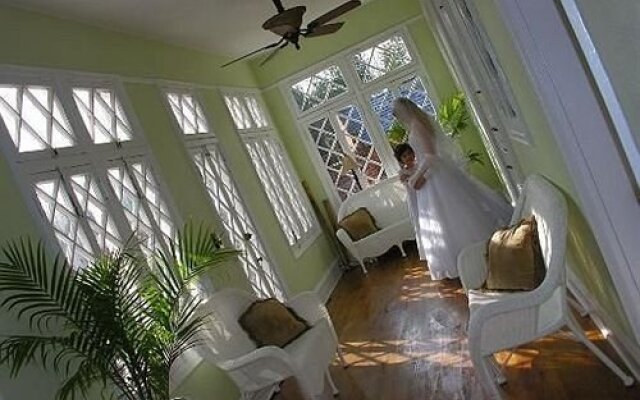 Historic Mankin Mansion