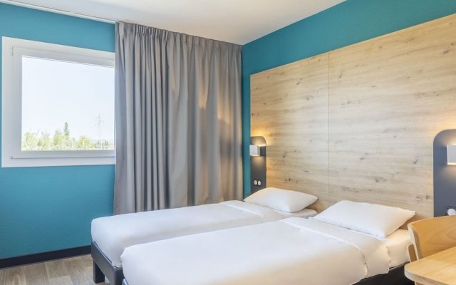 B&B HOTEL Saint-Martin-de-Crau Alpilles Camargue