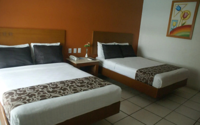 Hotel Arcos Aeropuerto