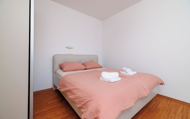 Apartments By the sea in Lopar