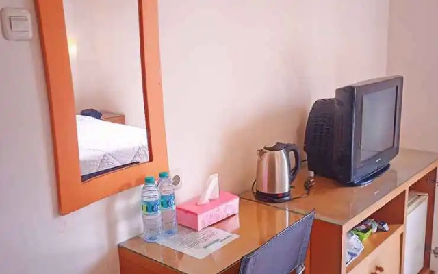 Flamboyan Pondok Wisata & Cafe