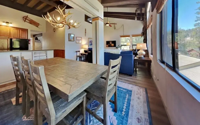 Remodeled Spacious Condo - Next to Car Charging, Hot Tubs, Village Gondola by RedAwning
