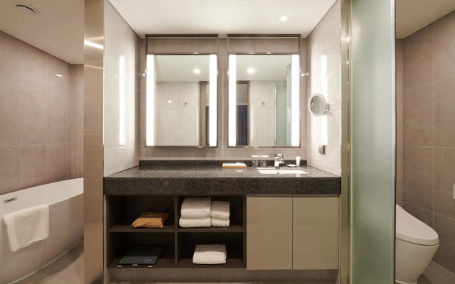 Stanford Hotel Myeongdong