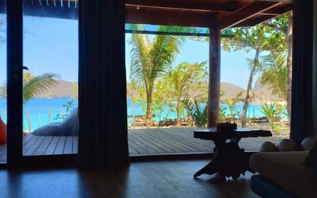 Castaway Surf Retreat 1