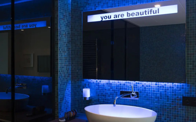 Lithium Bed Zen & Breakfast