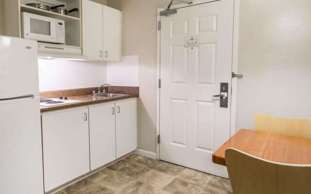 Suburban Studios Melbourne Airport