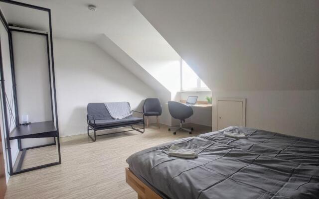 Über den Dächern von Kirchheim, Modernes Apartment