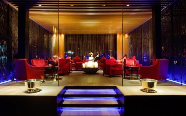 Howard Johnson By Wyndham Parkland Hotel Dalian