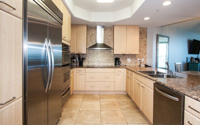 Crd0403 3 Bedroom Condo